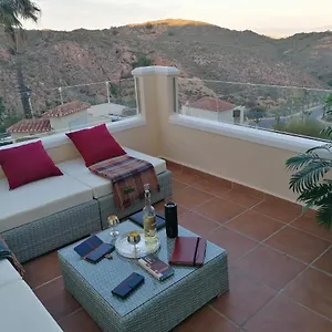  Сasa de vacaciones Exquisite Modern 2-bed House In El Pinar De España